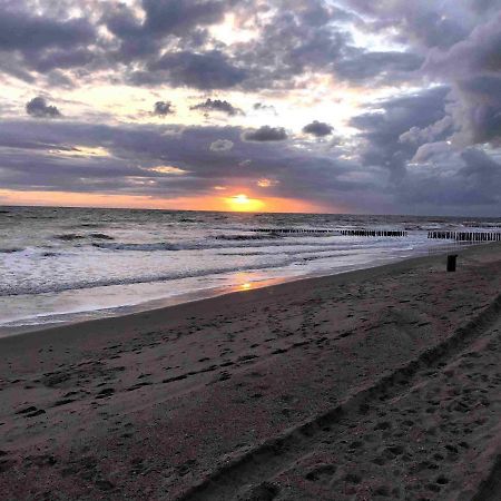 Westkapelle Comfortabele Strandkamer Aan De Kreek Exterior foto